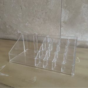 NEW CLEAR ACRYLIC ORGANIZER